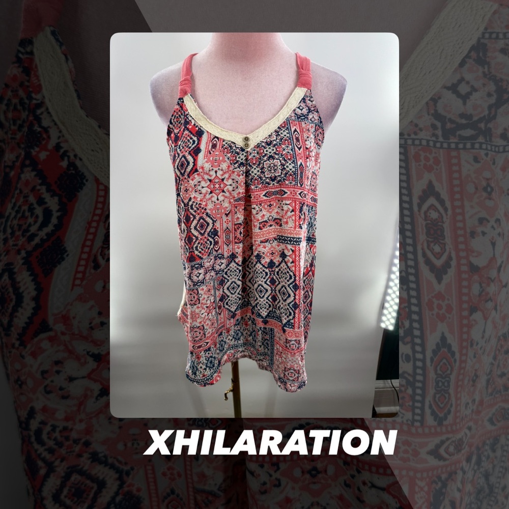 Xhilaration Women's Multicolor Patterned Top